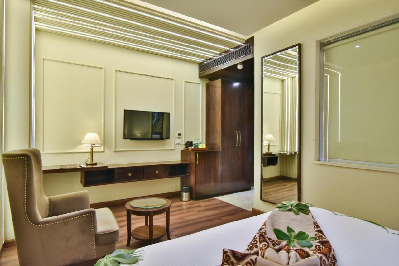 Hotel Br Grand With Nimo Club Amritsar -5 Mint From Golden Temple Zewnętrze zdjęcie