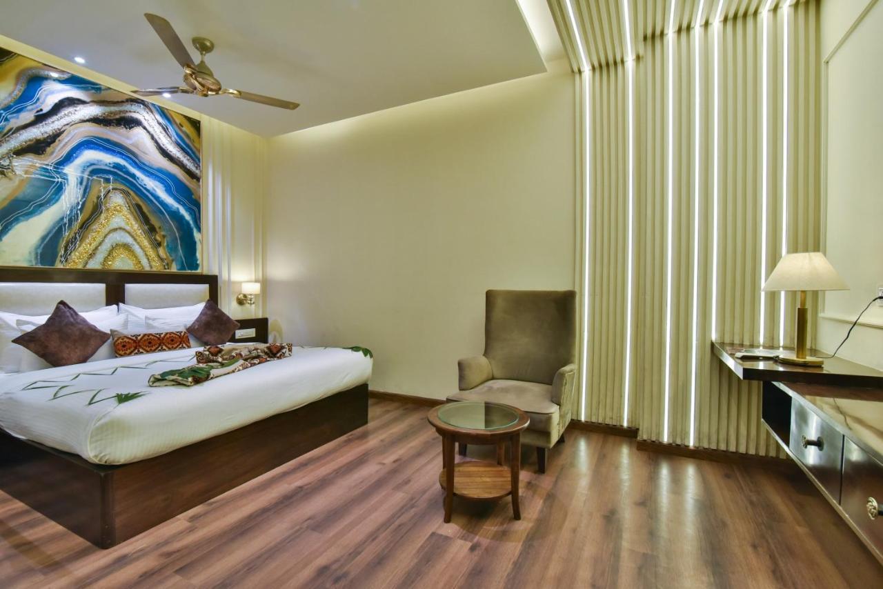 Hotel Br Grand With Nimo Club Amritsar -5 Mint From Golden Temple Zewnętrze zdjęcie